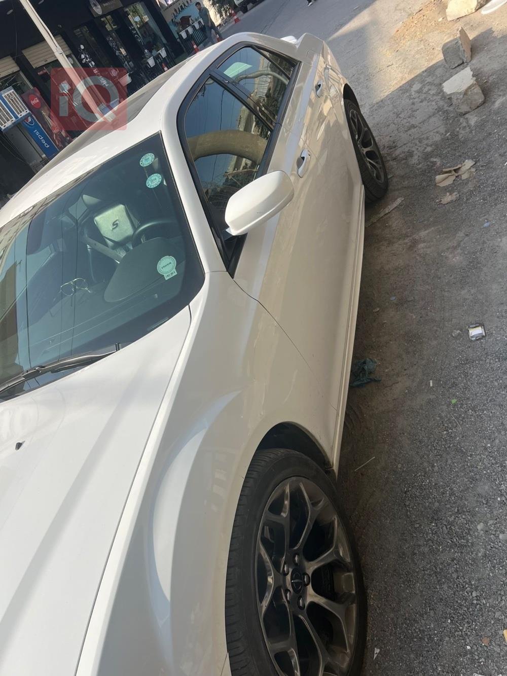 کرایسلەر 300